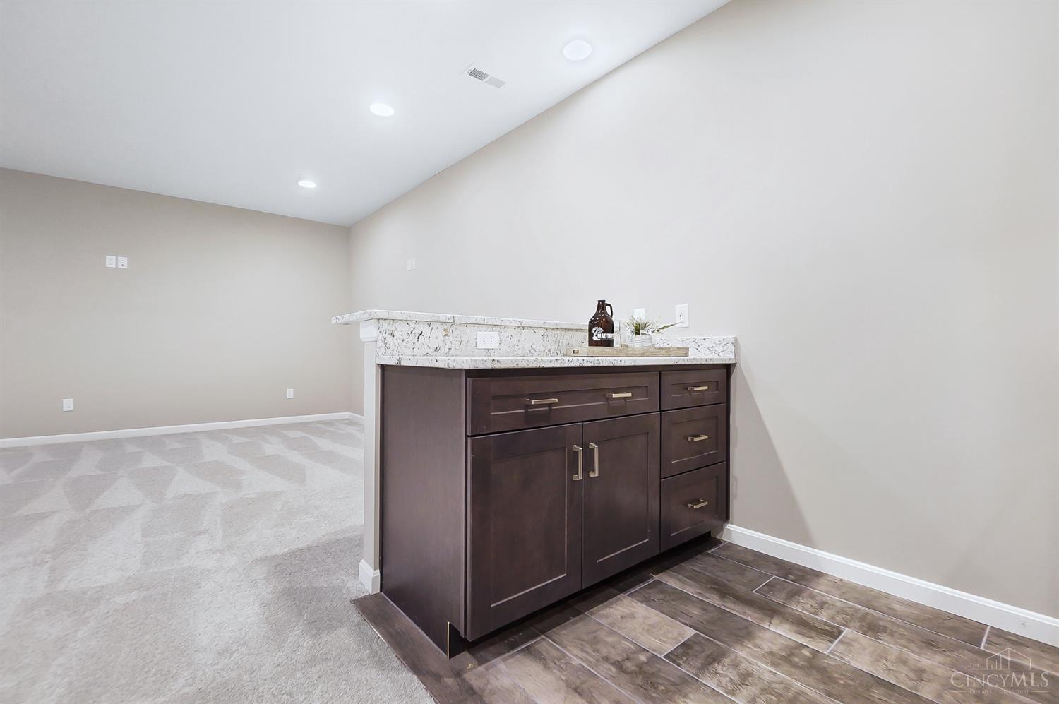 3634 Brotherton Road Cincinnati, OH 45209 - Photo 43 of 49