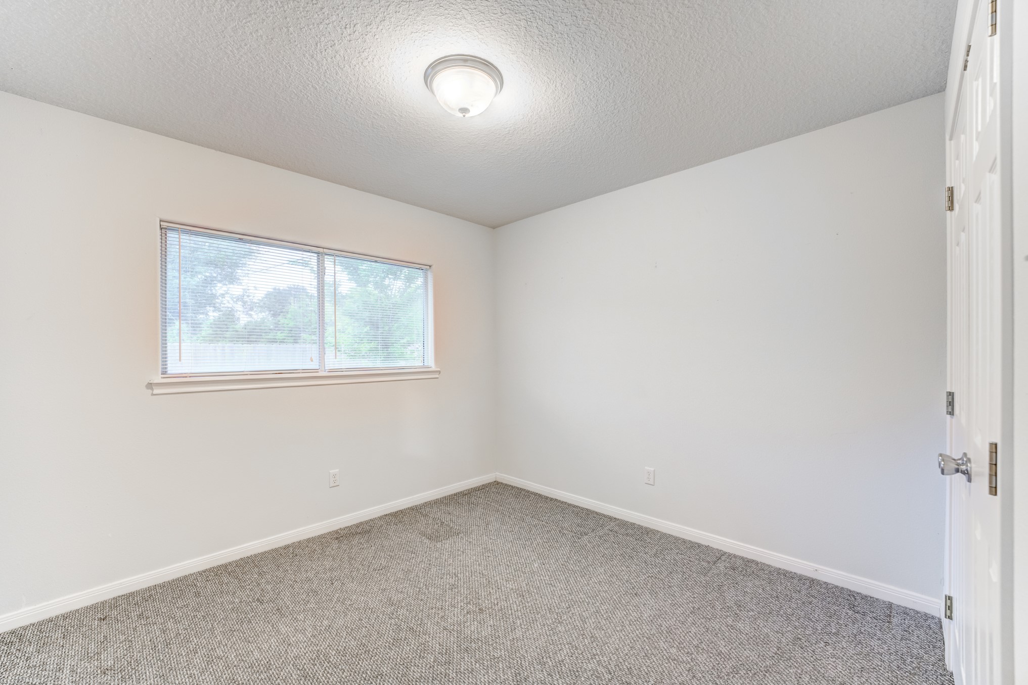 1140 Thomas Drive Angleton, TX 77515 - Photo 25 of 31