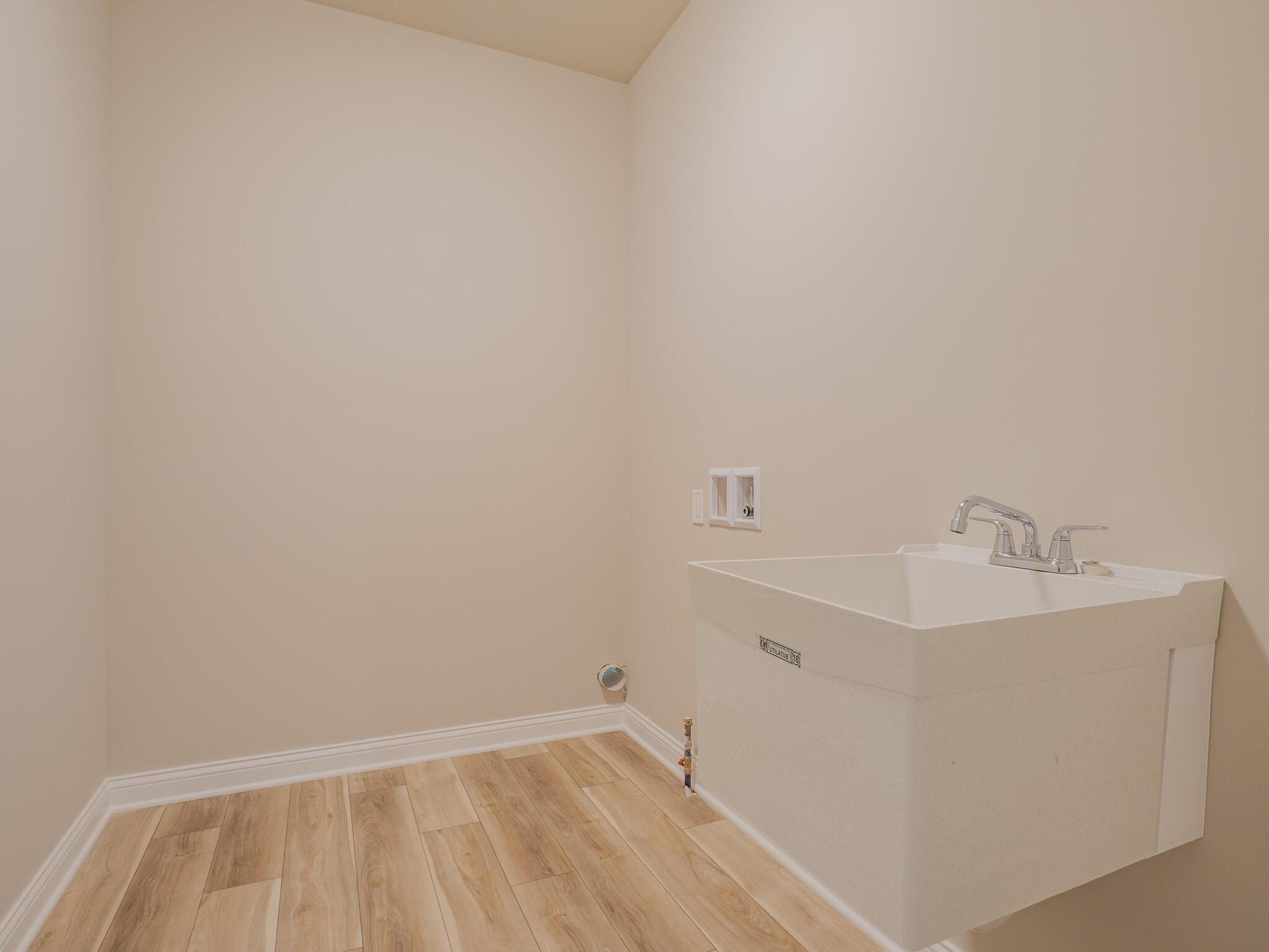 3106 Forestside Lane Valparaiso, IN 46385 - Photo 11 of 22 a bathroom with a sink and vanity