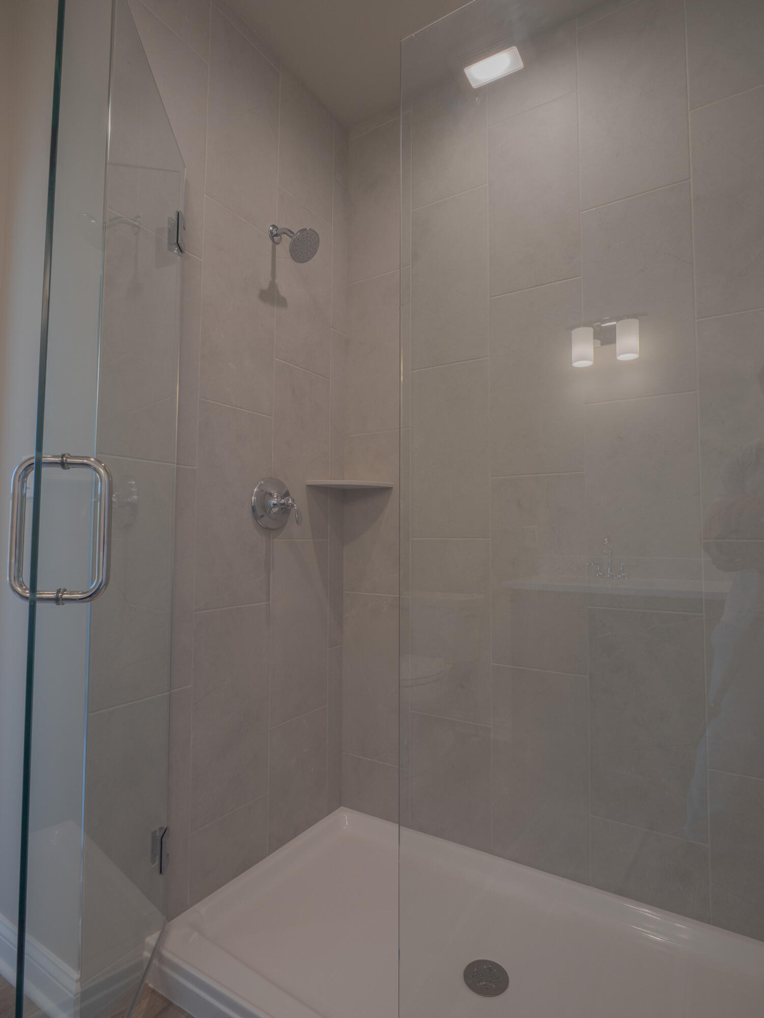 3106 Forestside Lane Valparaiso, IN 46385 - Photo 14 of 22 a bathroom with a shower