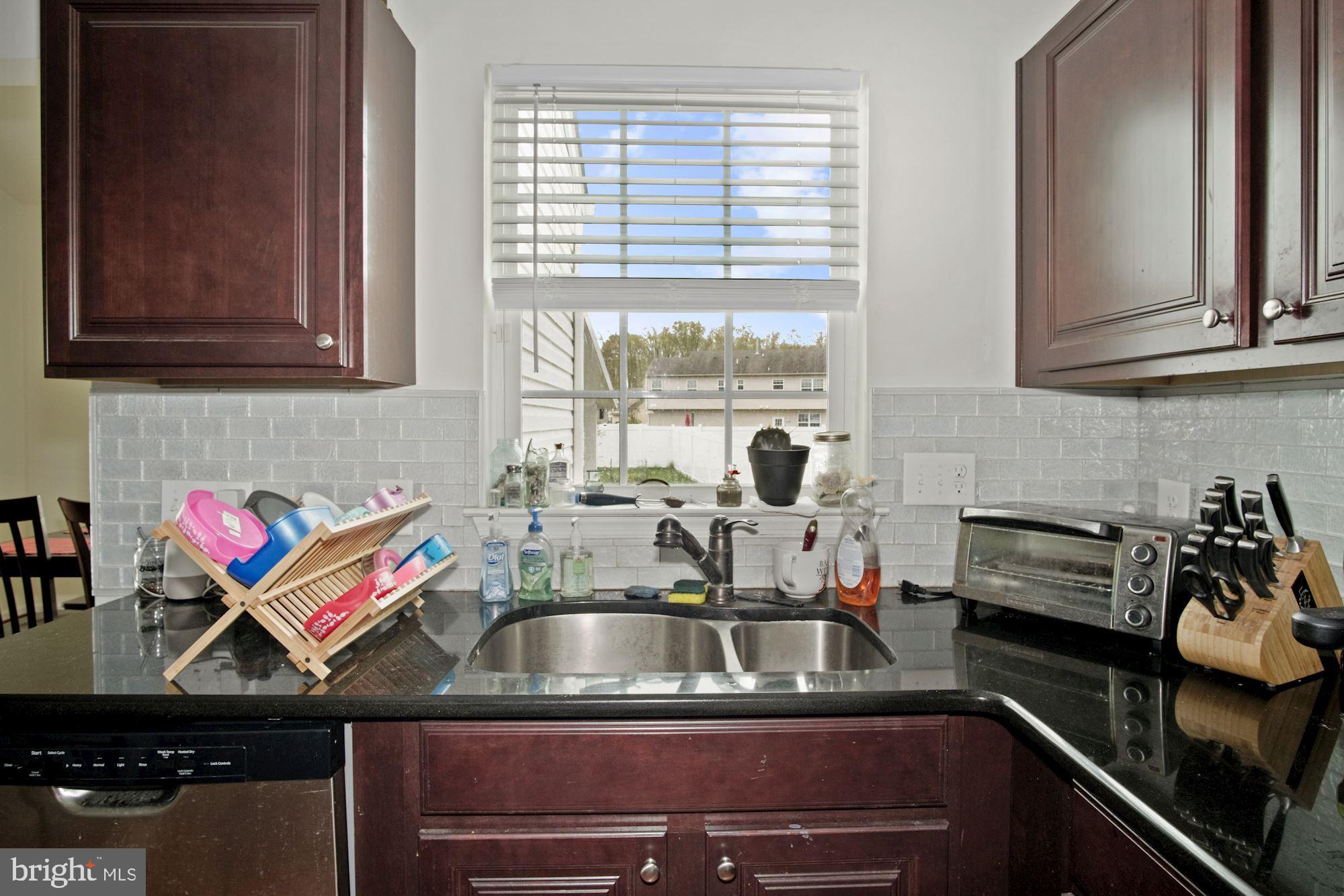 287 Staggerbush Road Williamstown, NJ 08094 - Photo 14 of 35 Granite Counters