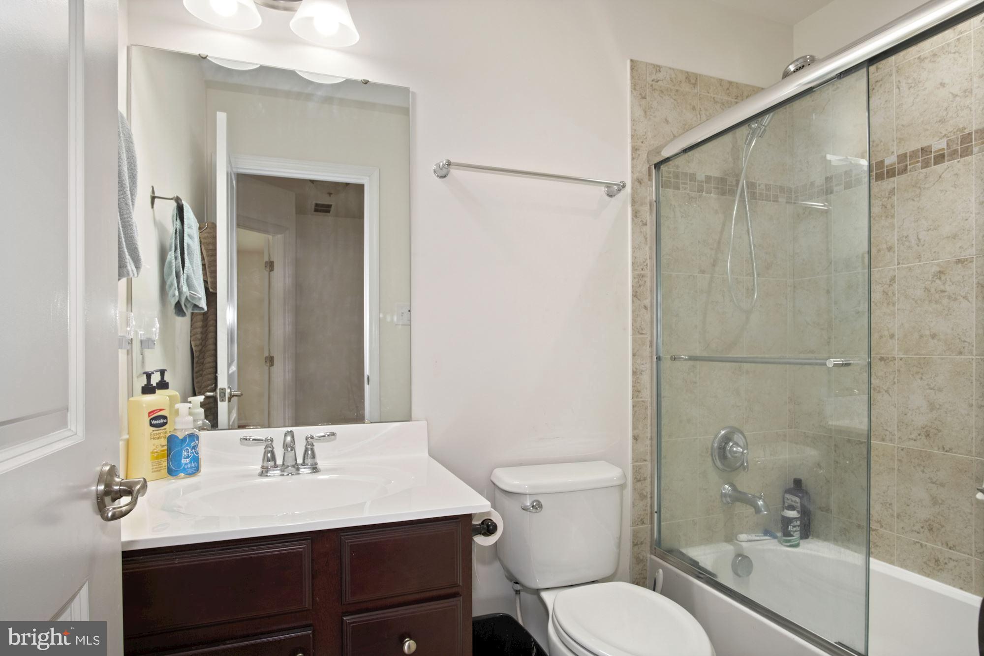 287 Staggerbush Road Williamstown, NJ 08094 - Photo 21 of 35 Master Bath