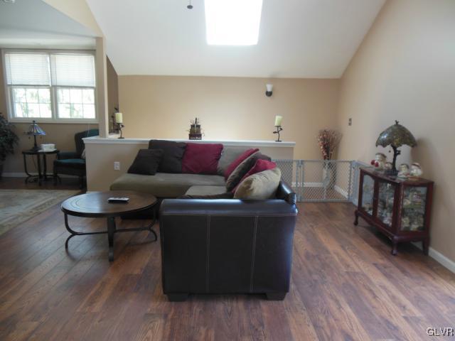 473 Heyer Mill Road Nazareth, PA 18064 - Photo 4 of 25 Gallery Image 4