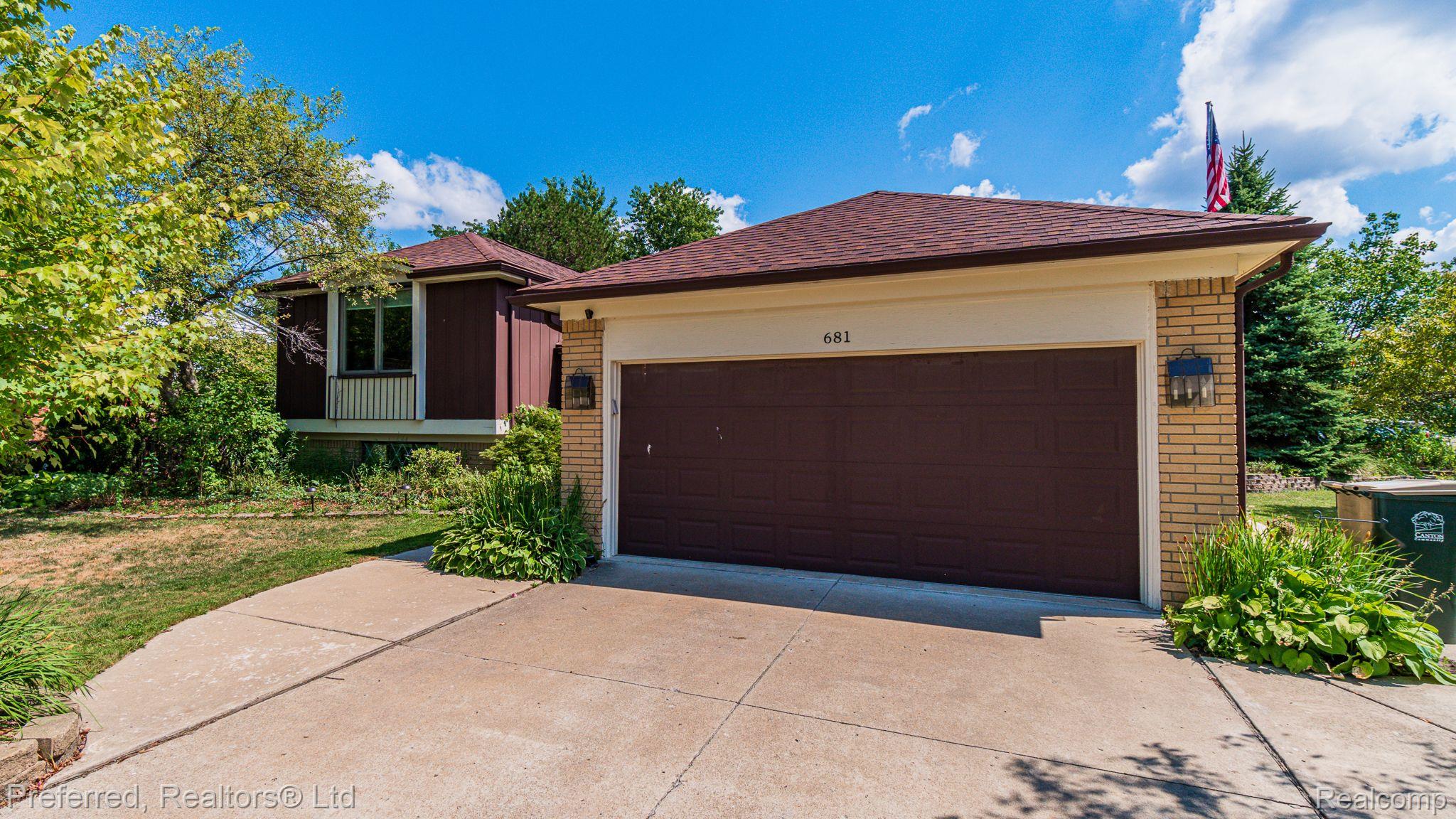681 Kings Way Canton, MI 48188 - Photo 2 of 35 Gallery Image 2