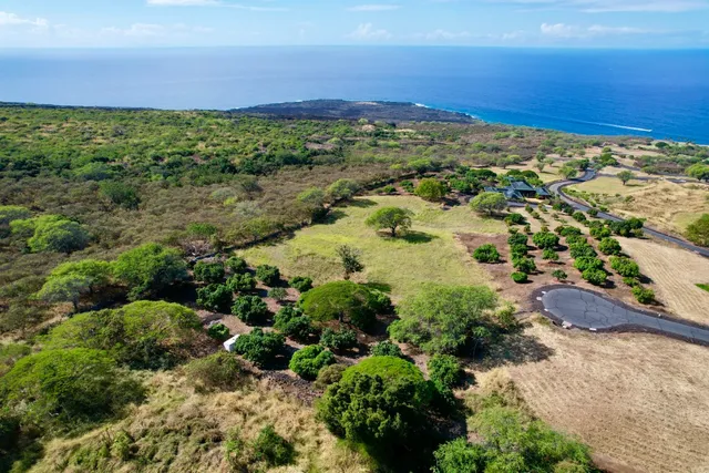 $950,000 | 81-6470 Laukapalala Way, Captain Cook, HI 96704