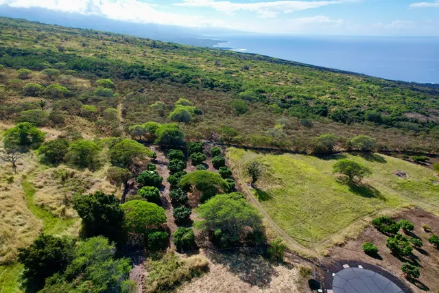 $950,000 | 81-6470 Laukapalala Way, Captain Cook, HI 96704