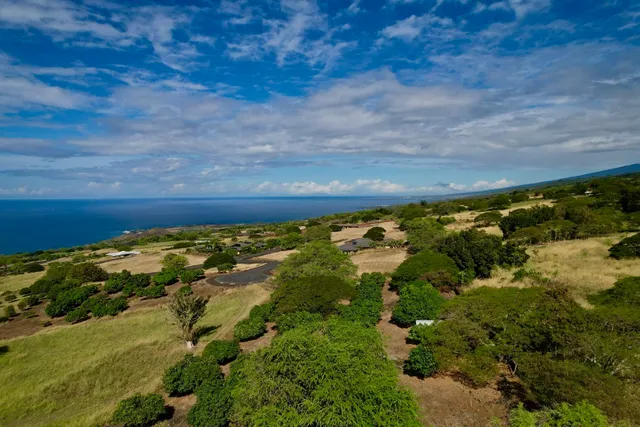 $950,000 | 81-6470 Laukapalala Way, Captain Cook, HI 96704