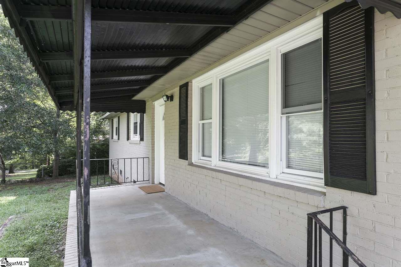 108 Rison Road Greenville, SC 29611 - Photo 6 of 25 Gallery Image 6
