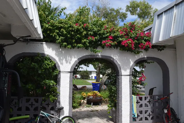 $1,700 | 3094 Southeast Clayton Street, Stuart, FL 34997