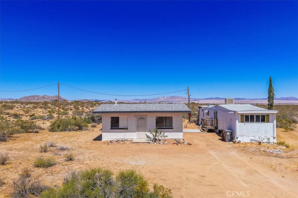 60650 Winters Road Joshua Tree, CA 92252 - Photo 1 of 34