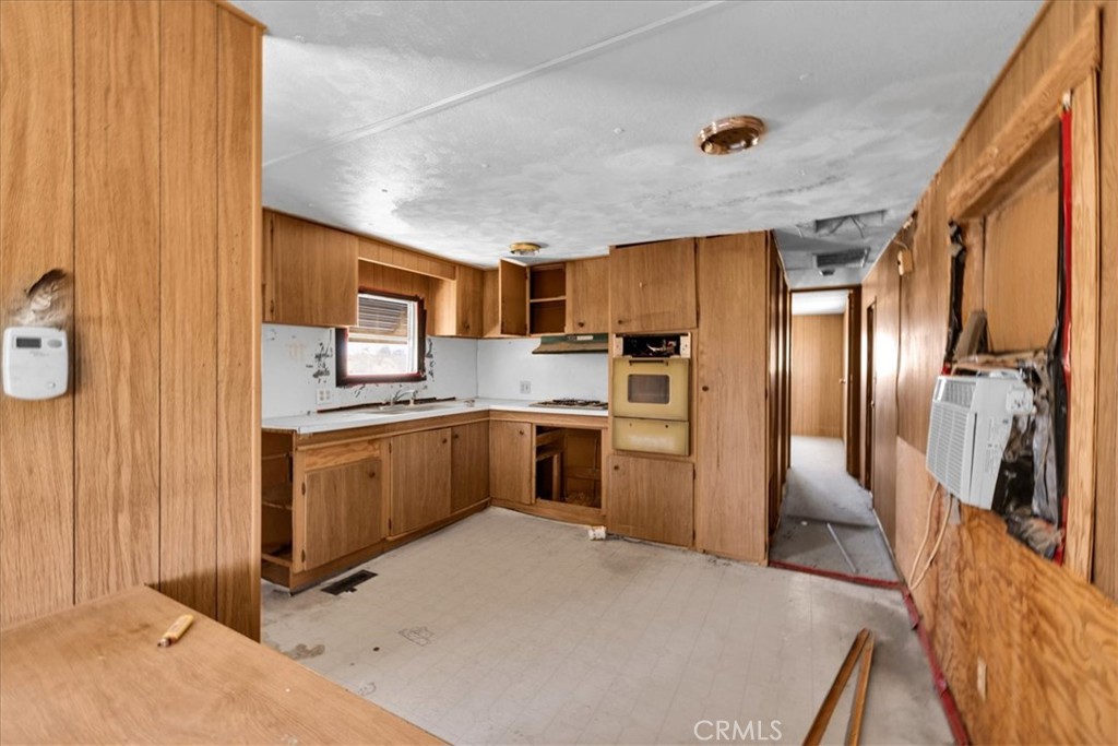 60650 Winters Road Joshua Tree, CA 92252 - Photo 17 of 34