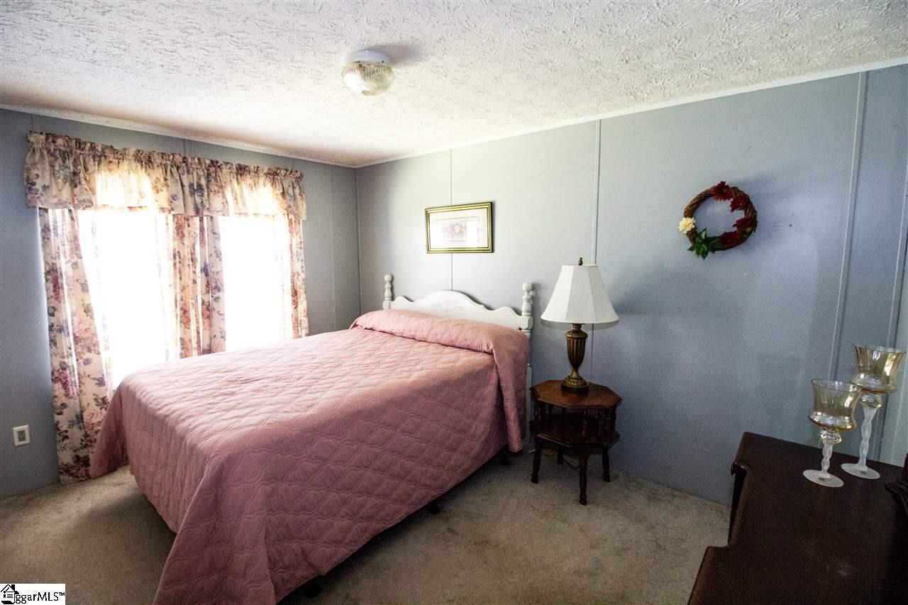 1230 Holly Bush Road Easley, SC 29640 - Photo 15 of 36