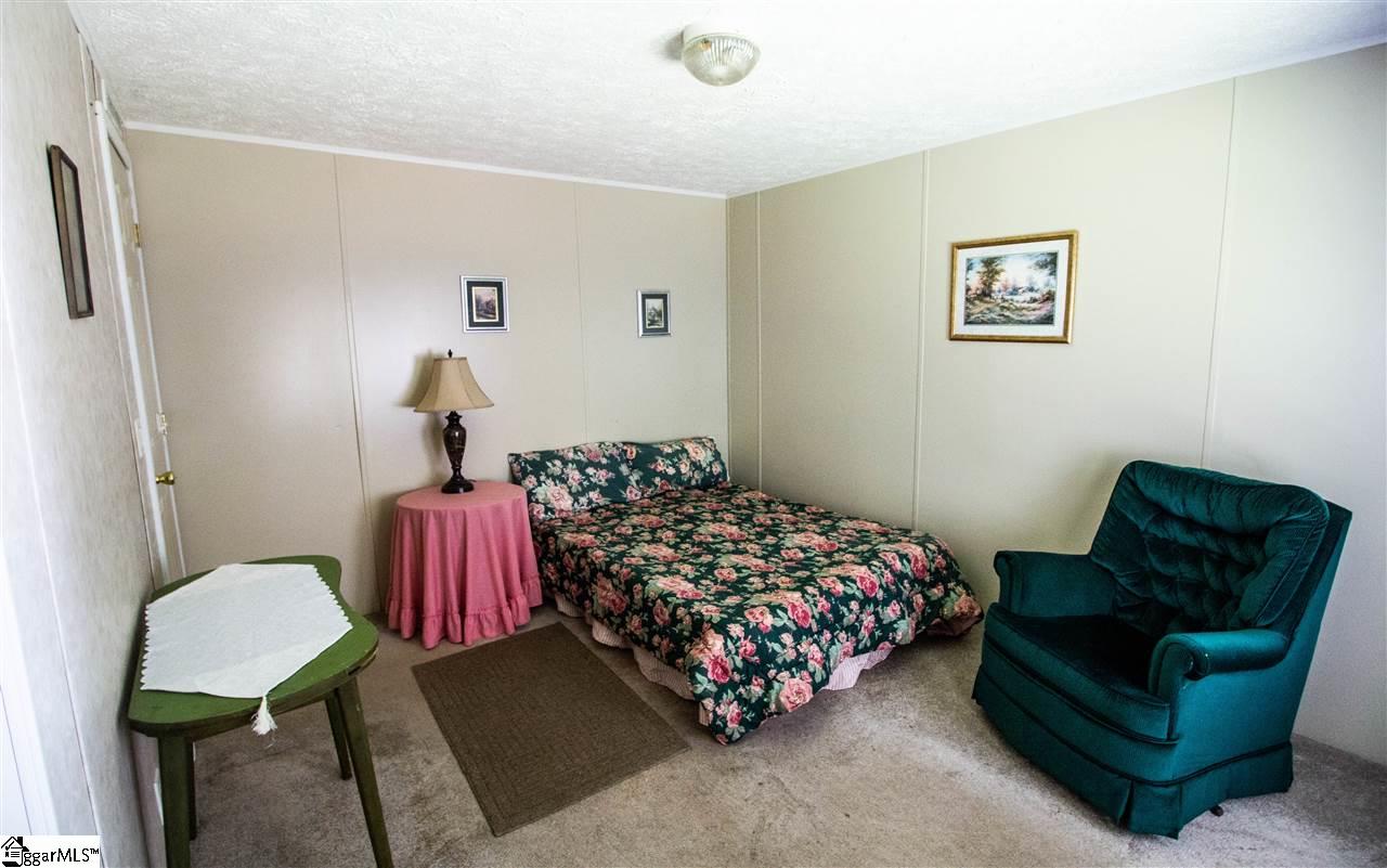1230 Holly Bush Road Easley, SC 29640 - Photo 16 of 36