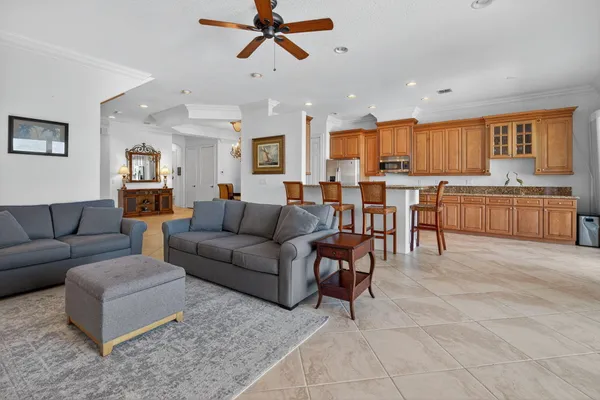 $6,000 | 1000 North Us Highway, Unit 816, Jupiter, FL 33477