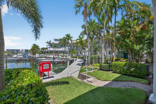 $6,000 | 1000 North Us Highway, Unit 816, Jupiter, FL 33477