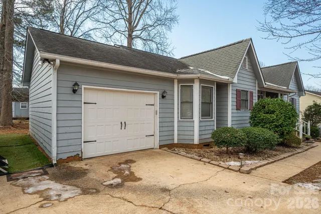 $300,000 | 4324 Hickory Hollow Road, Gastonia, NC 28056