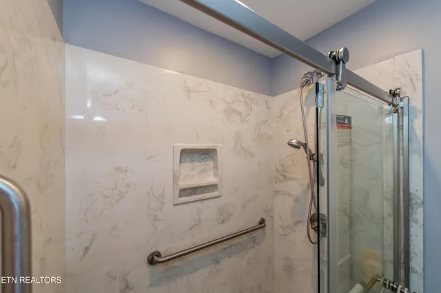 $399,900 | 2559 Keeneland Drive, Maryville, TN 37803