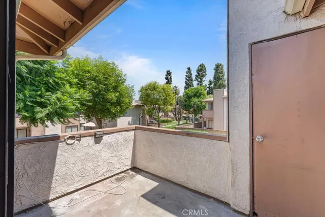 $255,000 | 1313 Massachusetts Avenue, Unit 201, Riverside, CA 92507