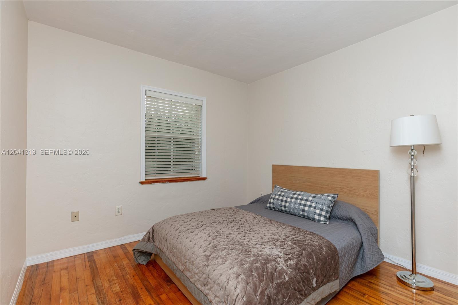 5760 Southwest 51st Street Miami, FL 33155 - Photo 20 of 37