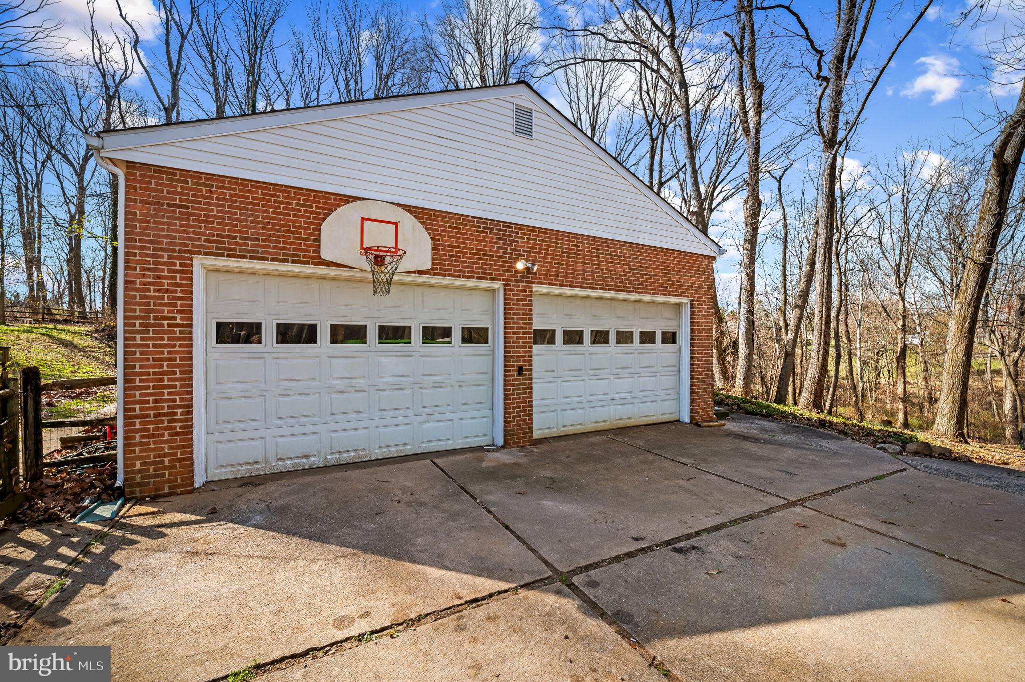 1921 Oakmont Road Fallston, MD 21047 - Photo 25 of 31