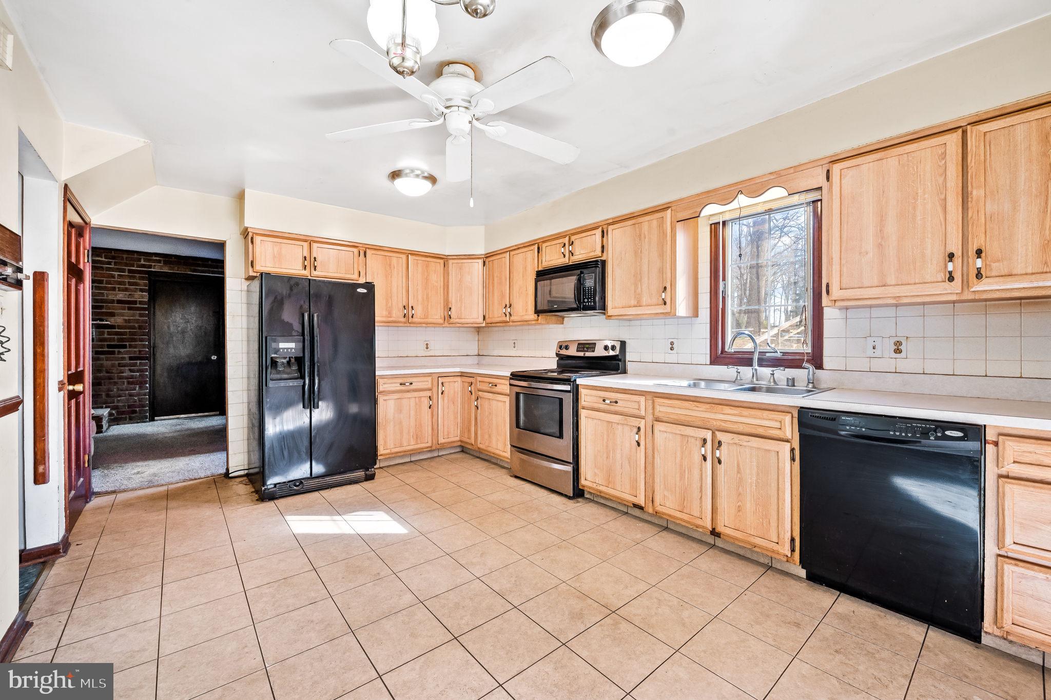 1921 Oakmont Road Fallston, MD 21047 - Photo 8 of 31
