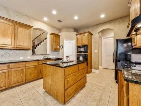 $4,200 | 935 Pelican Drive, Allen, TX 75013