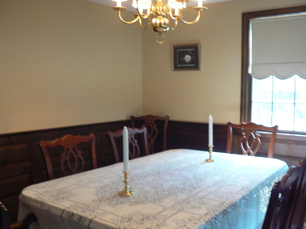 13 Eileen Road Peabody, MA 01960 - Photo 12 of 27 Gallery Image 12