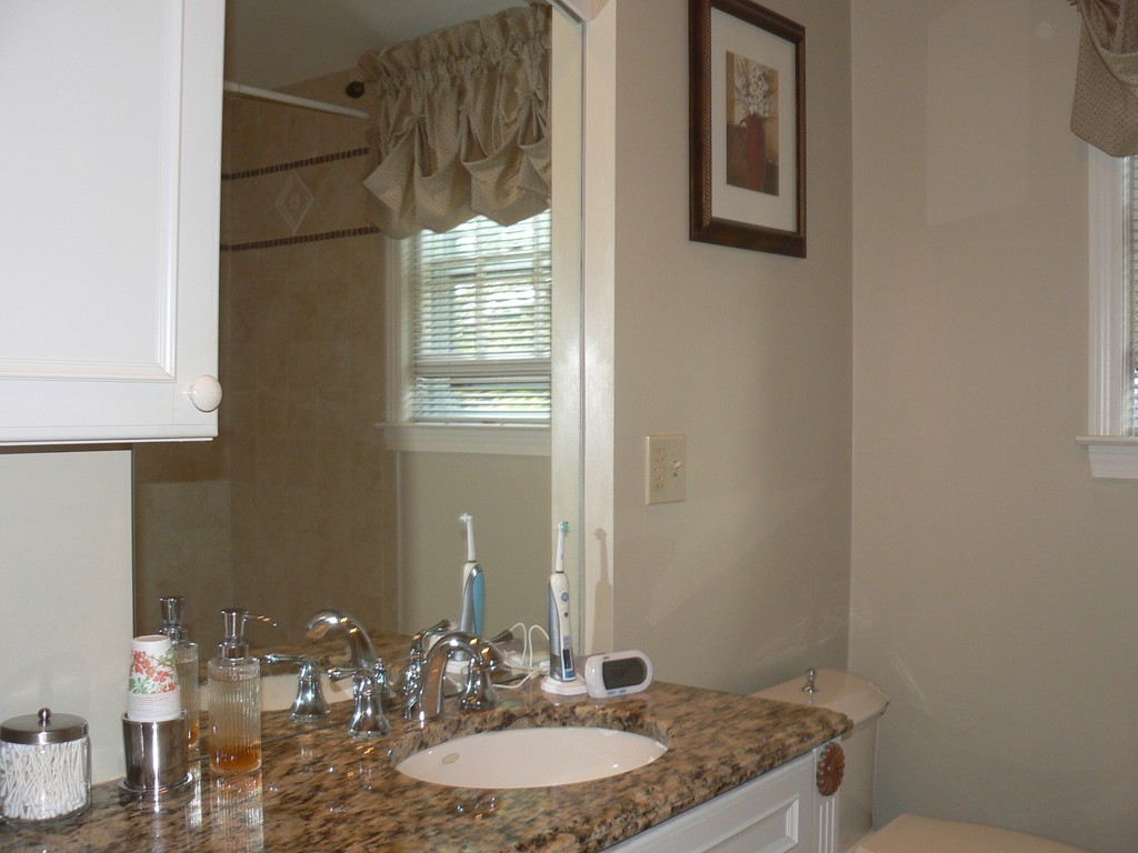 13 Eileen Road Peabody, MA 01960 - Photo 26 of 27 Gallery Image 26