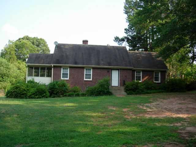 1014 Calhoun Drive Anderson, SC 29621 - Photo 1 of 15