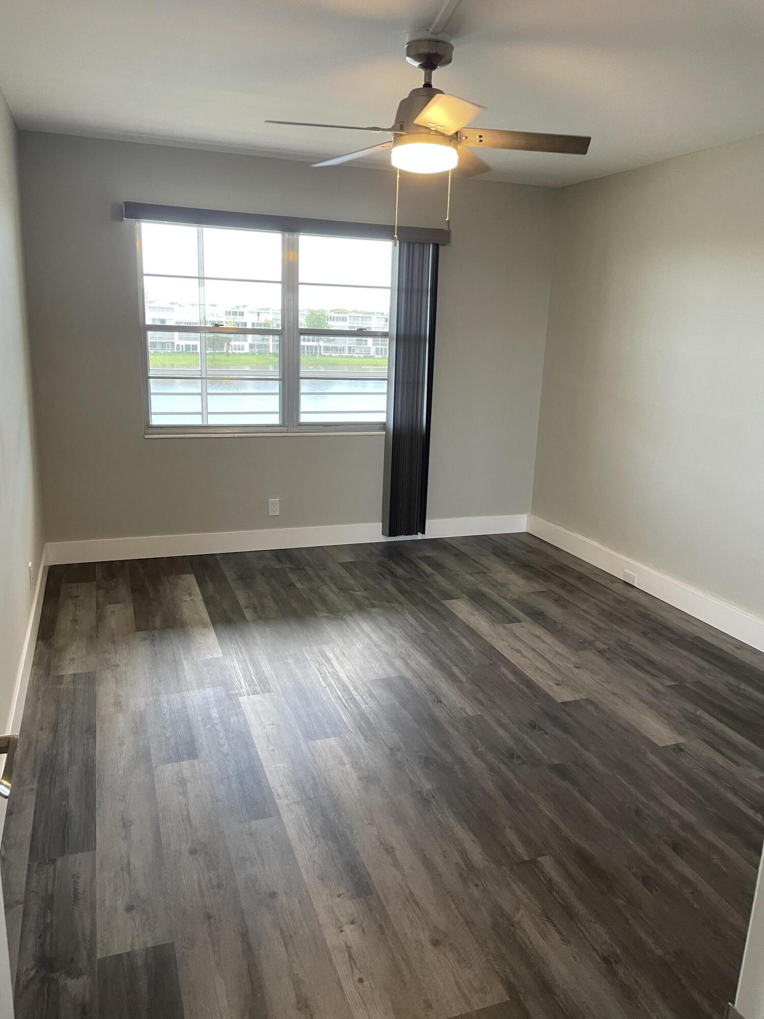 4026 Exeter Boca Raton, FL 33434 - Photo 8 of 16 31710B7F-6601-401F-BCE7-7052F22D8886