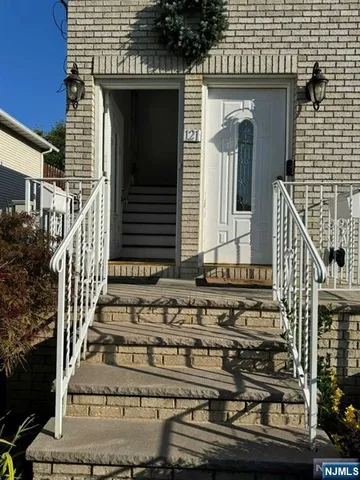 $969,900 | 121 Philip Avenue, Elmwood Park, NJ 07407