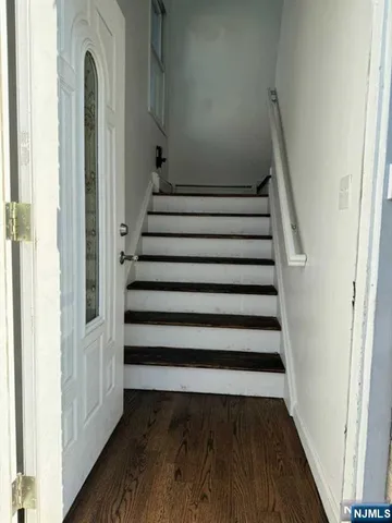 $969,900 | 121 Philip Avenue, Elmwood Park, NJ 07407