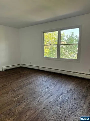 $969,900 | 121 Philip Avenue, Elmwood Park, NJ 07407