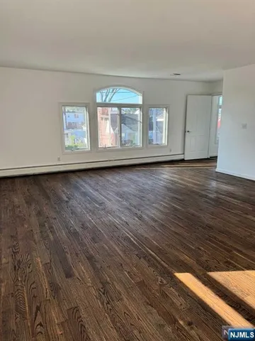 $969,900 | 121 Philip Avenue, Elmwood Park, NJ 07407