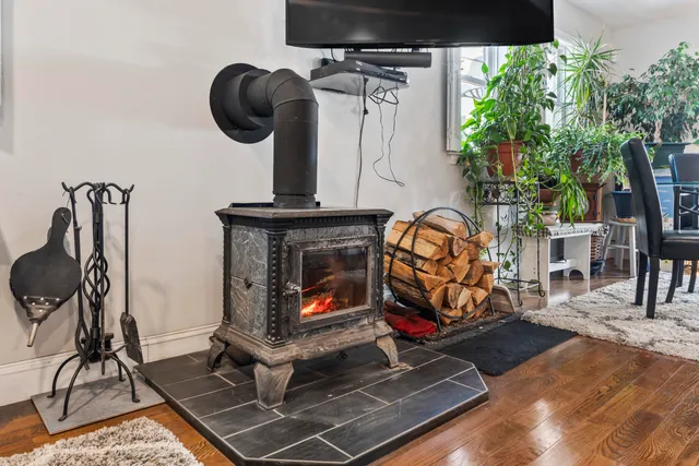 $995,000 | 6 Seabreeze Avenue, Old Orchard Beach, ME 04064