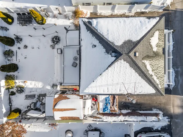 $995,000 | 6 Seabreeze Avenue, Old Orchard Beach, ME 04064