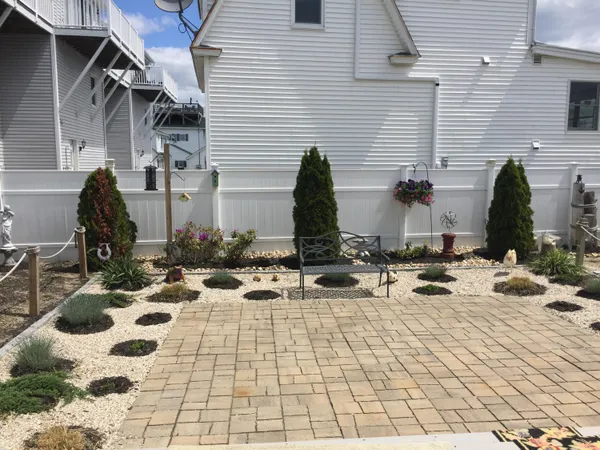 $995,000 | 6 Seabreeze Avenue, Old Orchard Beach, ME 04064
