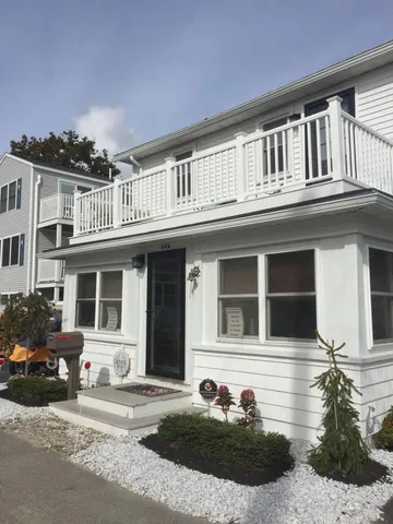 $995,000 | 6 Seabreeze Avenue, Old Orchard Beach, ME 04064