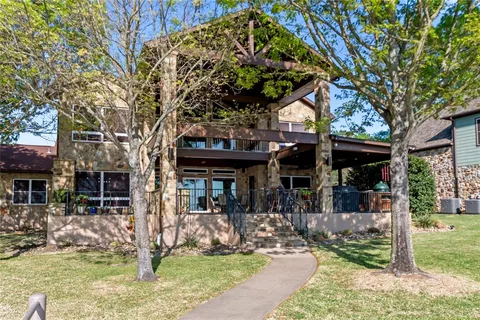 $1,275,000 | 831 Legendary Lane, Gun Barrel City, TX 75156