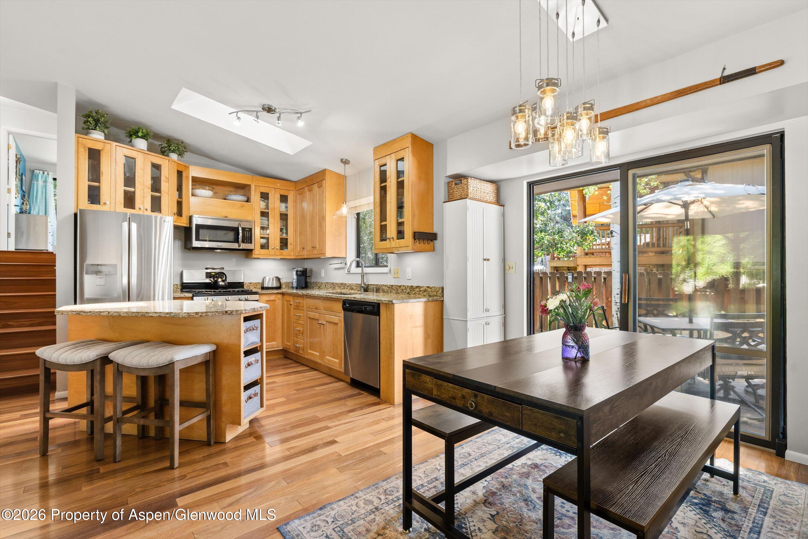 06-115BadgerRd_2608_0003