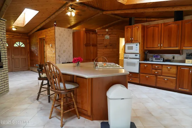 $489,000 | 177 Lake Lorraine Way, Pittstown, NY 12090