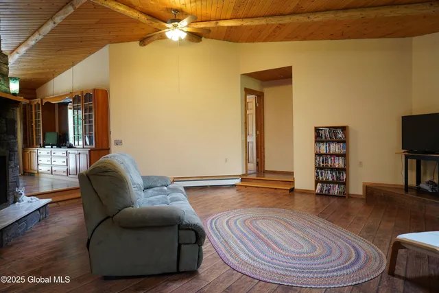 $489,000 | 177 Lake Lorraine Way, Pittstown, NY 12090