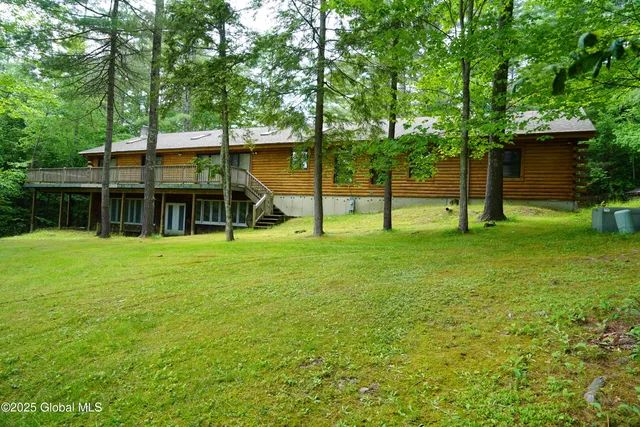 $489,000 | 177 Lake Lorraine Way, Pittstown, NY 12090