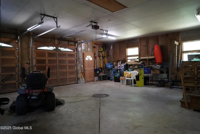 $489,000 | 177 Lake Lorraine Way, Pittstown, NY 12090