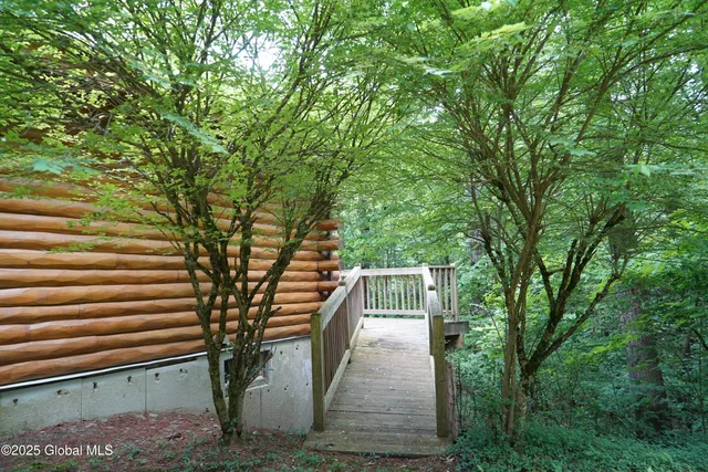 $489,000 | 177 Lake Lorraine Way, Pittstown, NY 12090