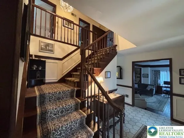 a view of entryway and hall