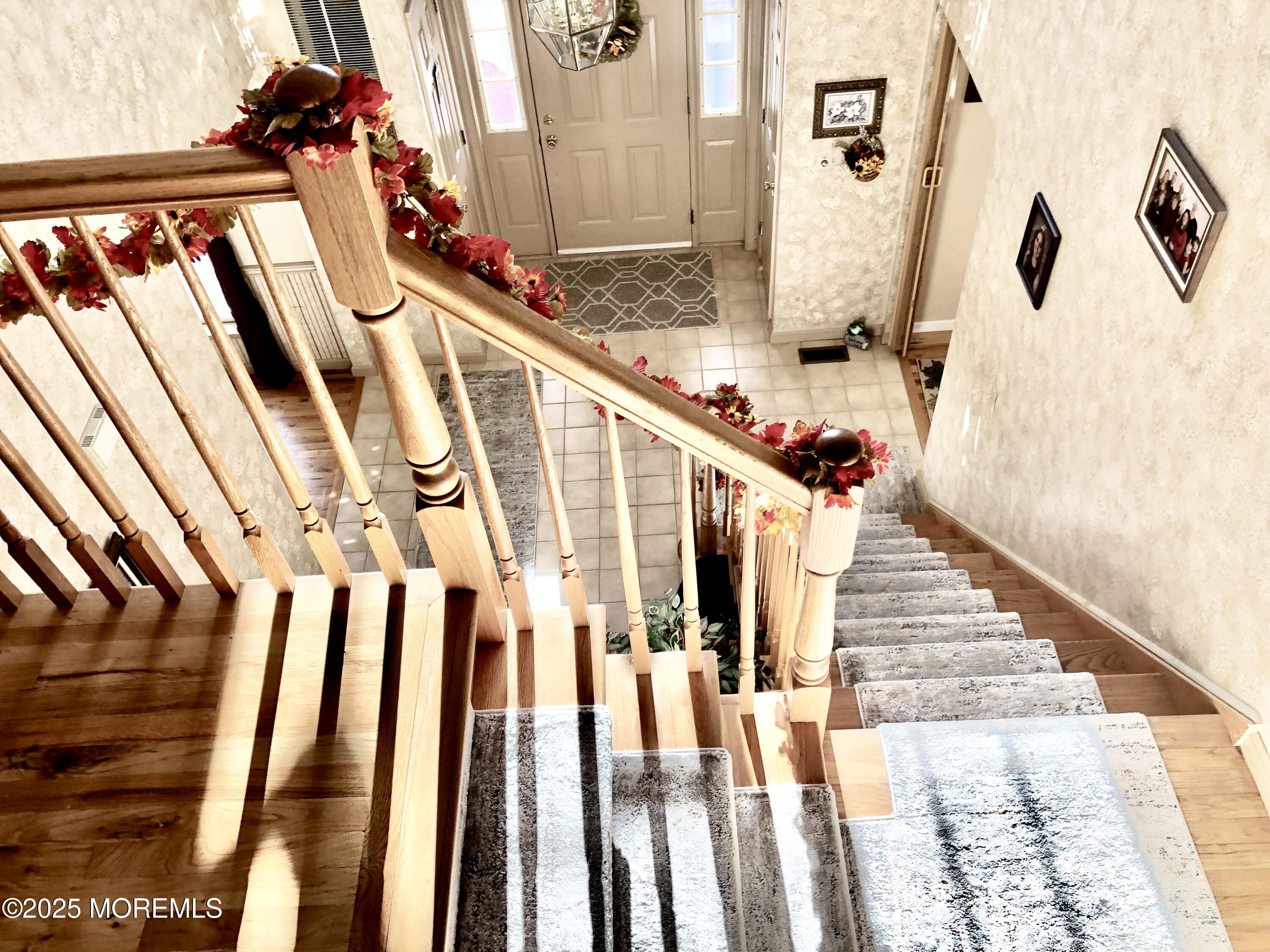 10 Saddlebrook Road Millstone Township, NJ 08535 - Photo 19 of 86 a view of entryway
