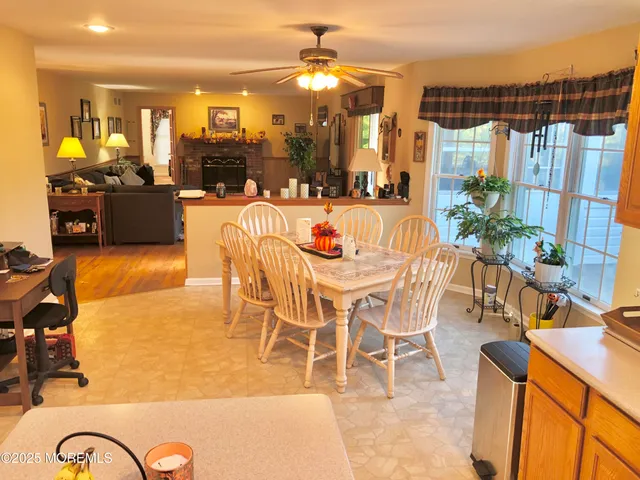 $1,099,000 | 10 Saddlebrook Road, Millstone Township, NJ 08535