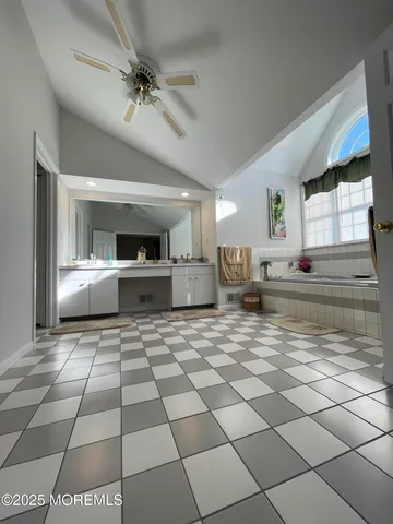 $1,099,000 | 10 Saddlebrook Road, Millstone Township, NJ 08535