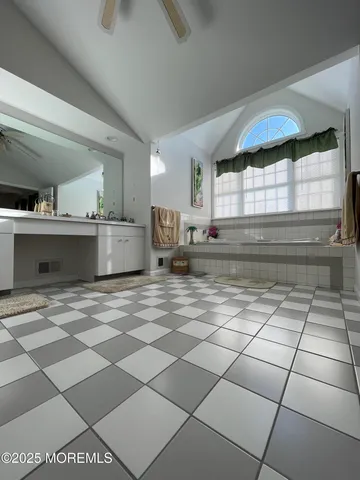 $1,099,000 | 10 Saddlebrook Road, Millstone Township, NJ 08535